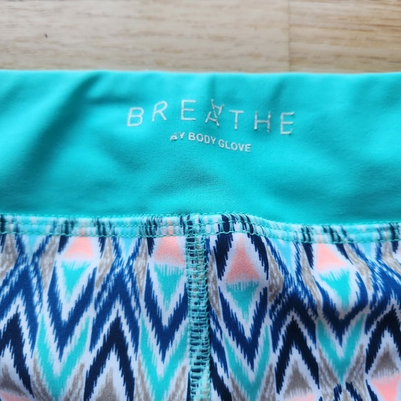 Breathe by Body Glove Kids Leggings - Picture 7 of 11